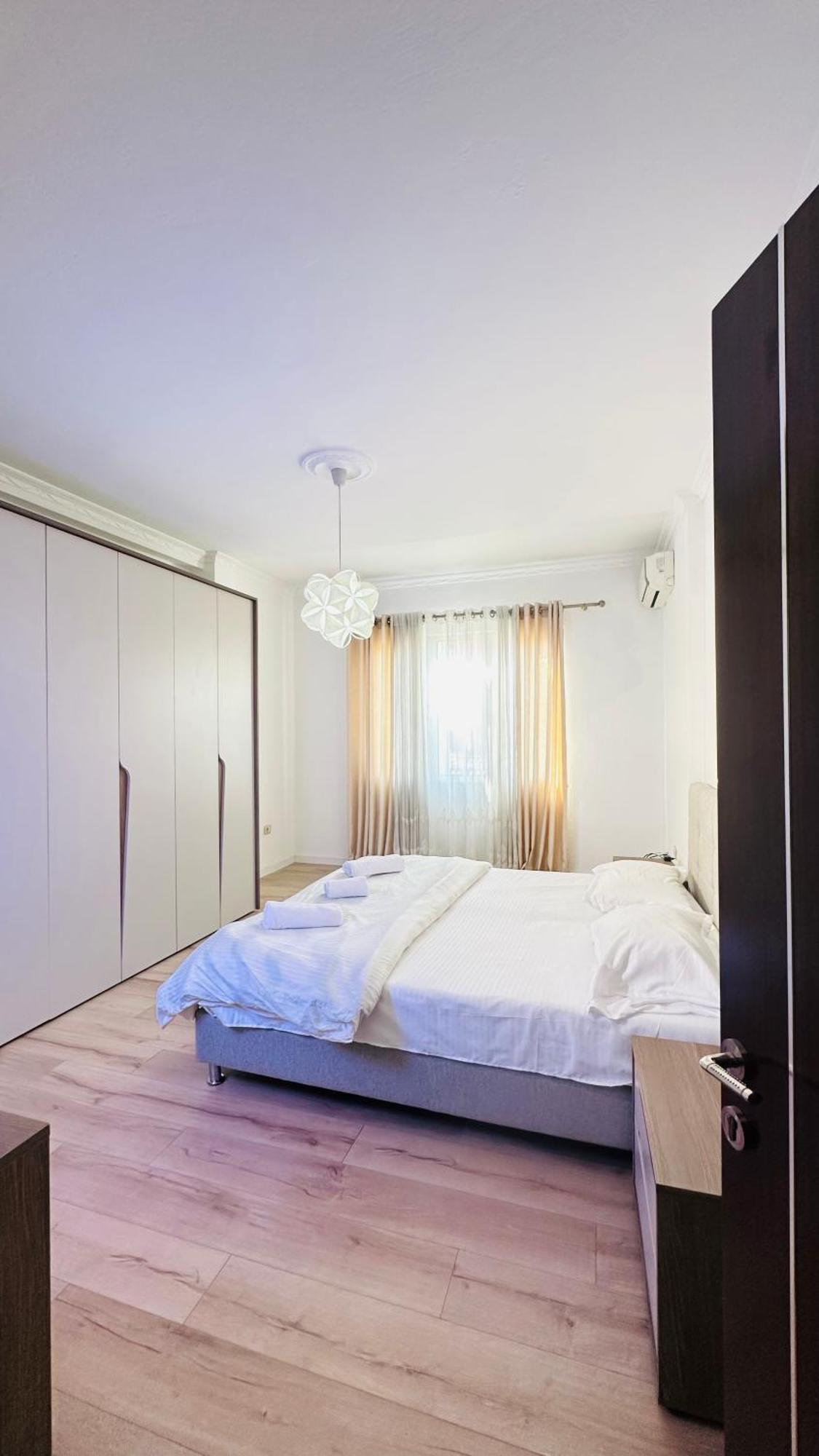 Bllok: Central Cozy Stay, 24/7 Self Check-In Tiranë Eksteriør bilde