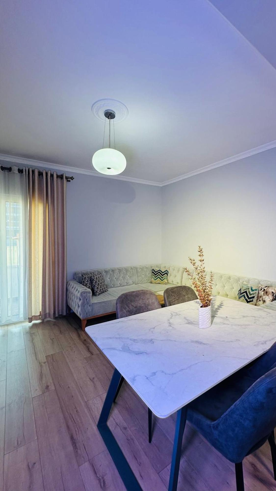Bllok: Central Cozy Stay, 24/7 Self Check-In Tiranë Eksteriør bilde
